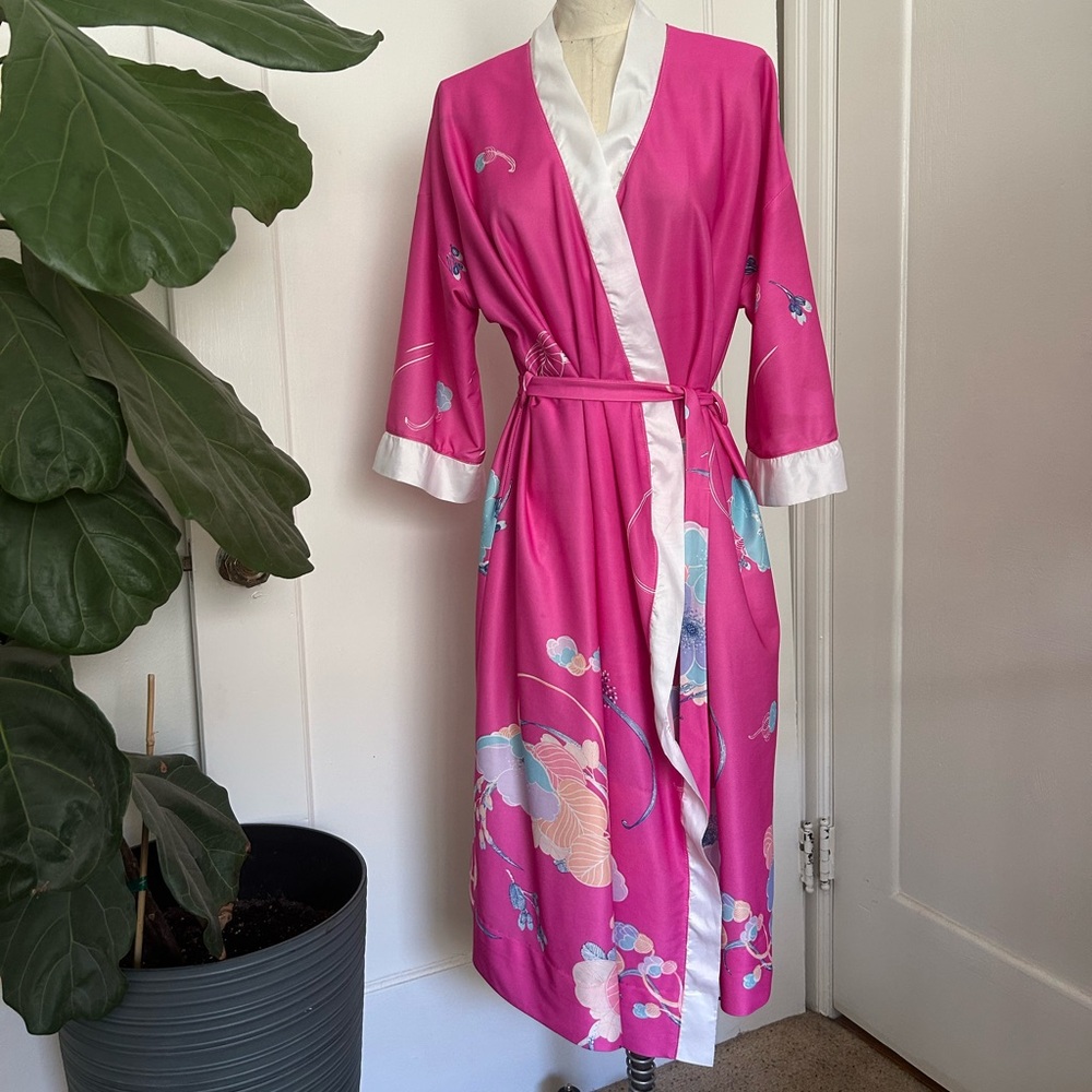 Vintage Floral Robe